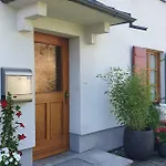 莉莉度假酒店
