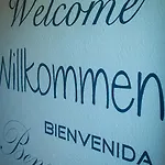 莉莉度假酒店 公寓 *