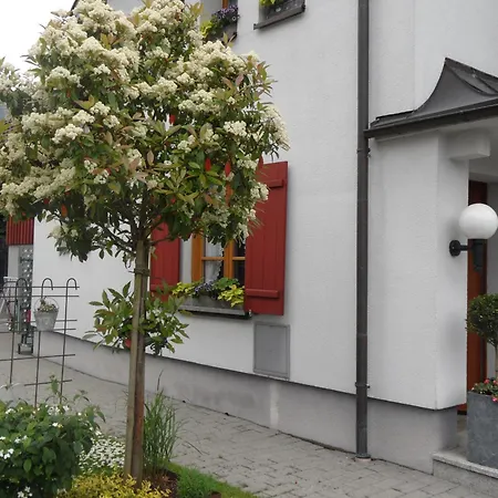 公寓 莉莉度假酒店 *